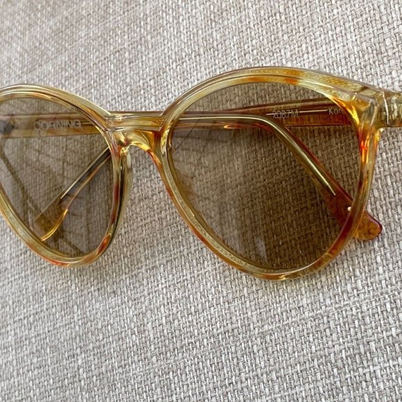 Vintage Corning Women Sunglasses Brown Tone Frame Ladies Eye Wear Shades - Picture 3 of 8